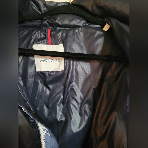Womens MONCLER Down Coat Size 4 - Picture 12 of 12